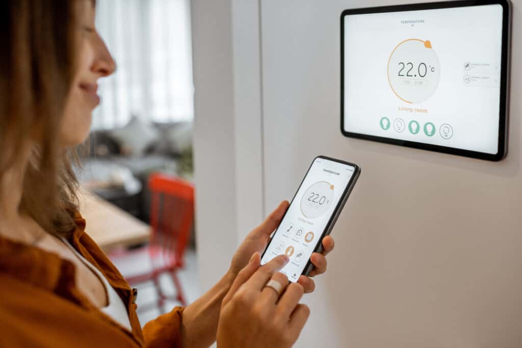 Moderne Wärmepumpe mit SmartHome-Steuerung – Meisterbetrieb Kelm Peine